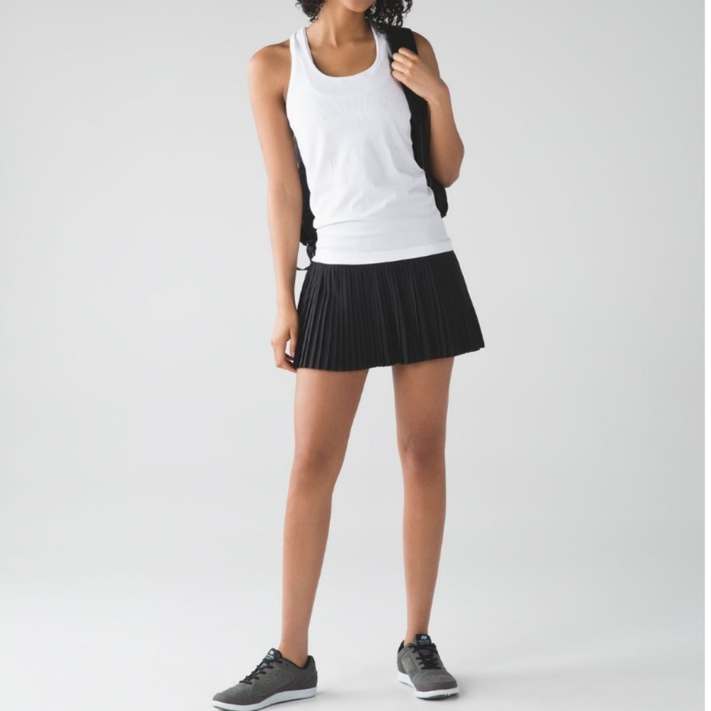 Lululemon Pleat to Street Skirt, sz 6